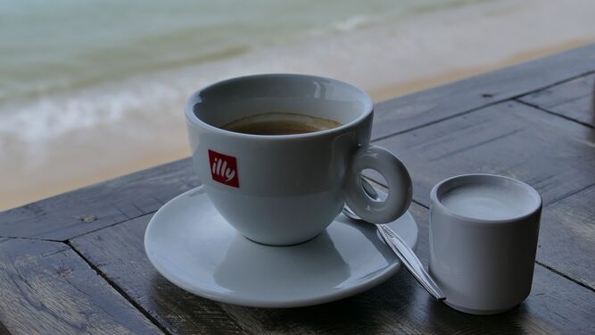 Café en la costa